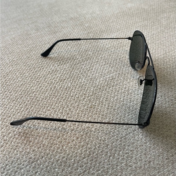 Ray Ban Aviator Classic - Picture 6 of 12